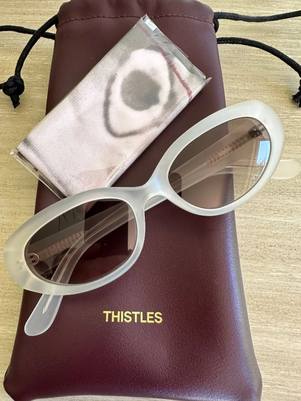 THISTLES the coco pearl sunglasses NEW